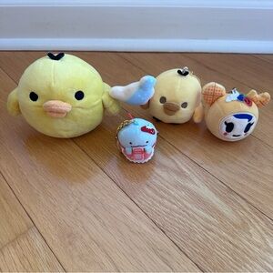 Summiko Gurashi, Tokidoki, and Rilakkuma keychain plush bundle